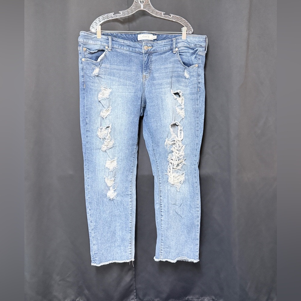 Torrid Distressed Light Blue Boyfriend Jeans Size: 18
